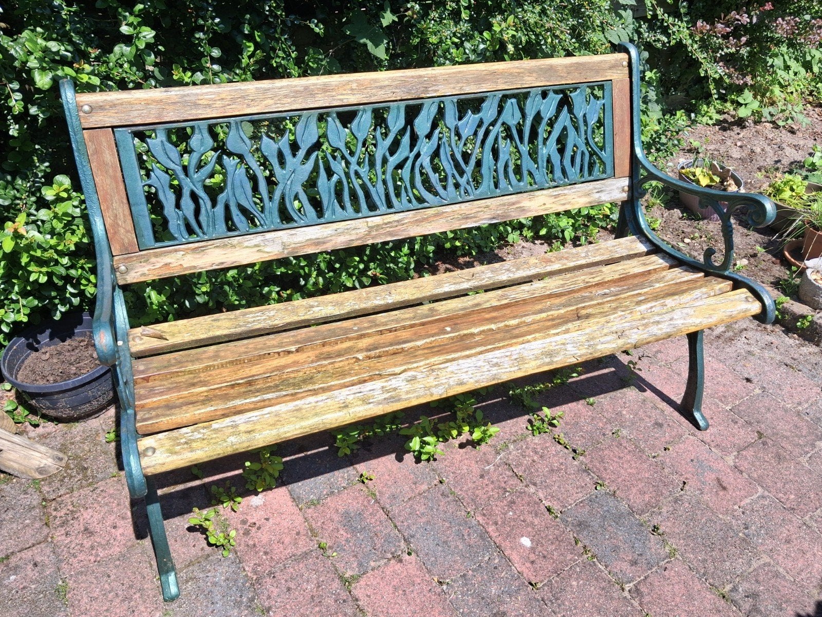 Houten gietijzeren tuinbank bank van gietijzer met kussen, Tuin en Terras, Tuinbanken, Ophalen, Gebruikt, Hout