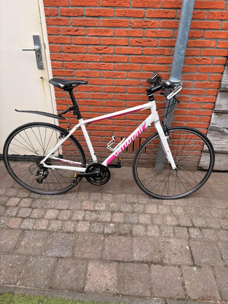 Specialized dames fiets, 28 inch, wit/roze, Ophalen of Verzenden, Zo goed als nieuw, Minder dan 10 versnellingen, Overige merken