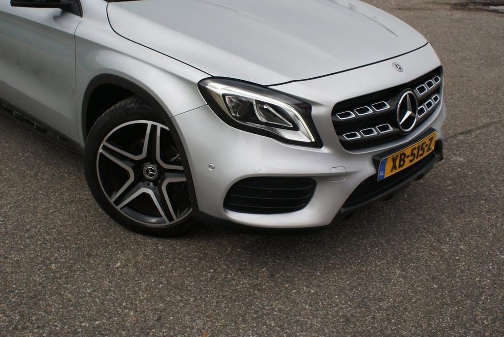 Mercedes-Benz GLA-klasse 180 ///AMG Pakket | Pano | Camera |, Gebruikt, 4 cilinders, 715 kg, 122 pk