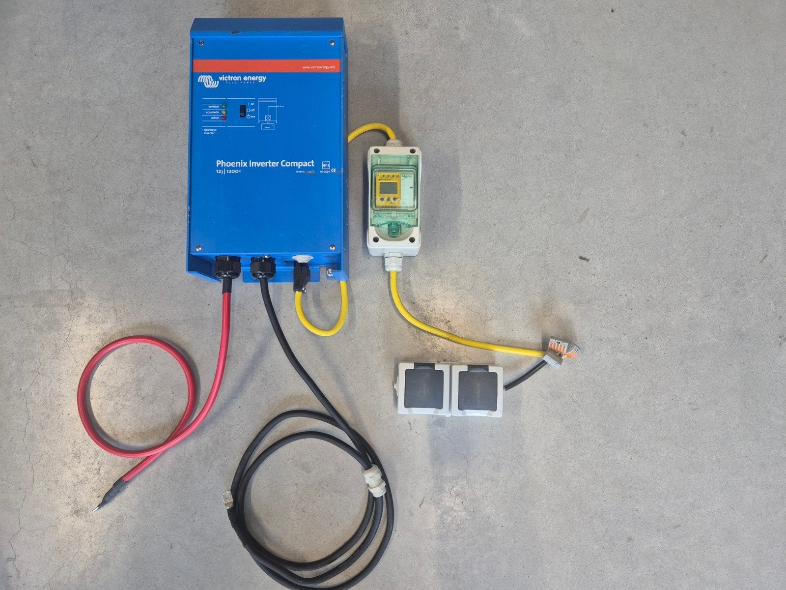 Victron 12 1200 omvormer +isolatieprotector, Ophalen
