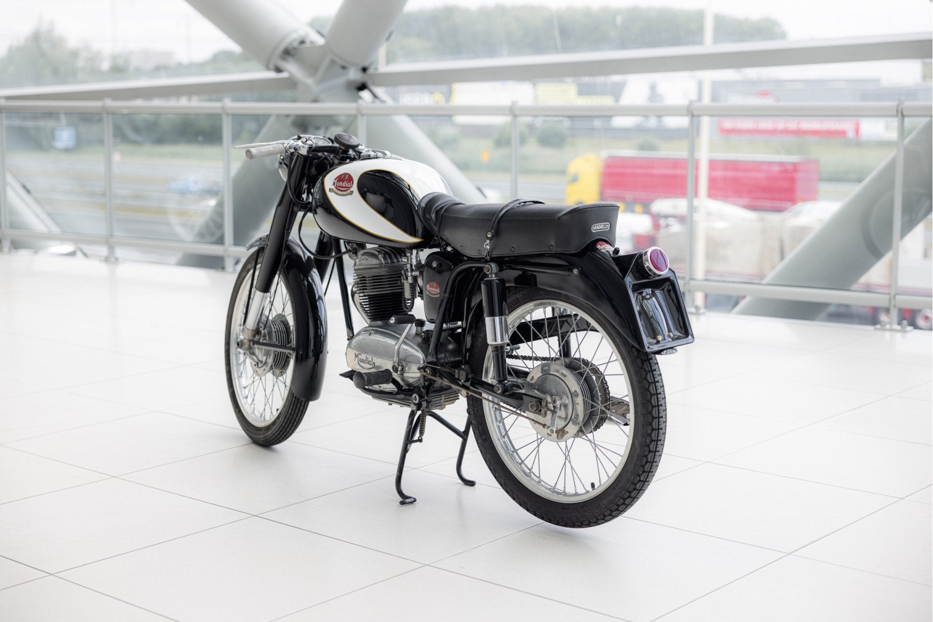 Mondial Champion Lusso 125 | 1956 | Fully restored |, Motoren, Motoren | Oldtimers, Sport, 125 cc, Proostwetering 53
3543AC  UTRECHT, NL