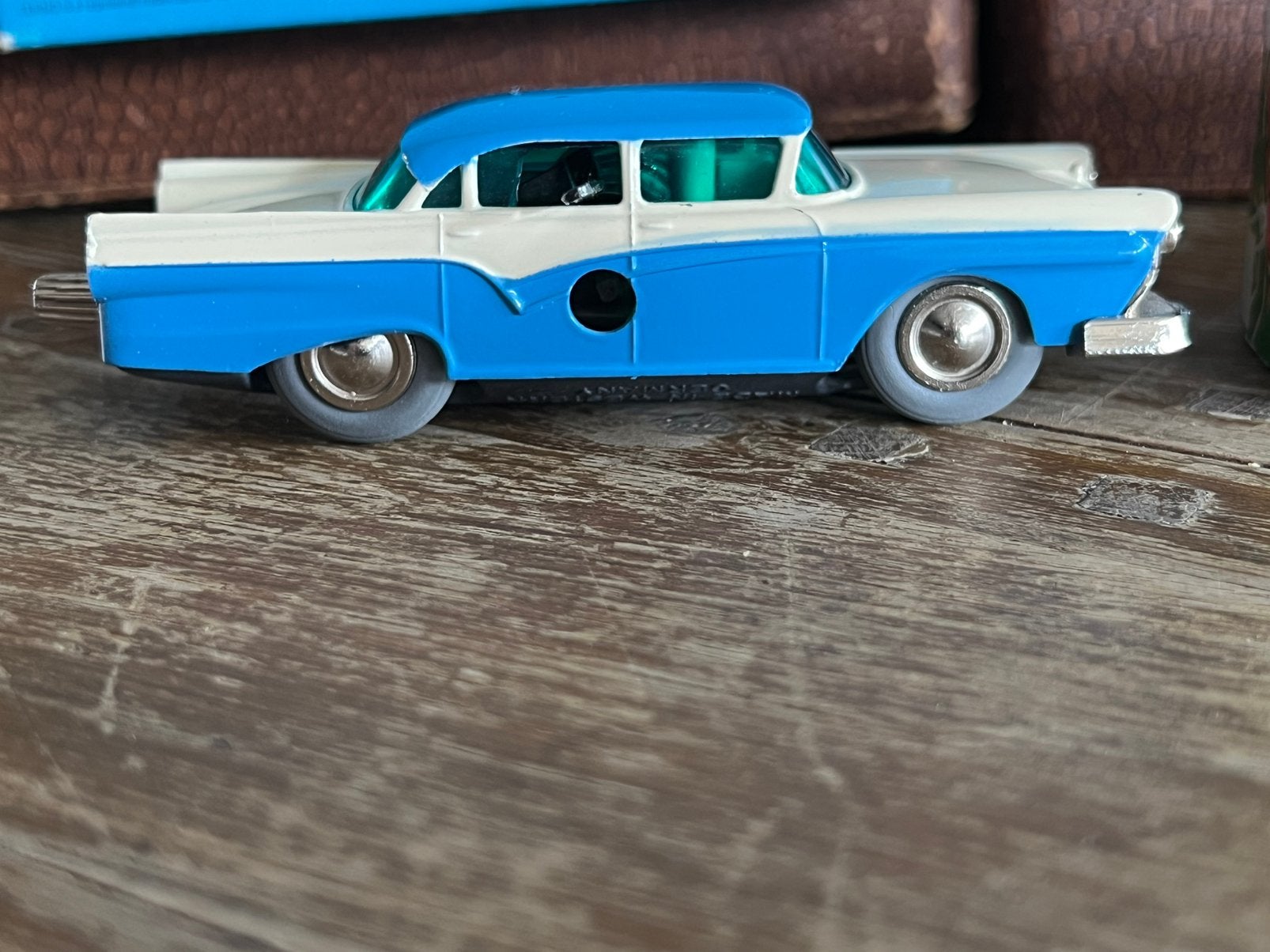 LILLIPUT MICRO RACER 1045 FORD CUSTOM 300, Ophalen of Verzenden, Zo goed als nieuw, Auto, Schuco