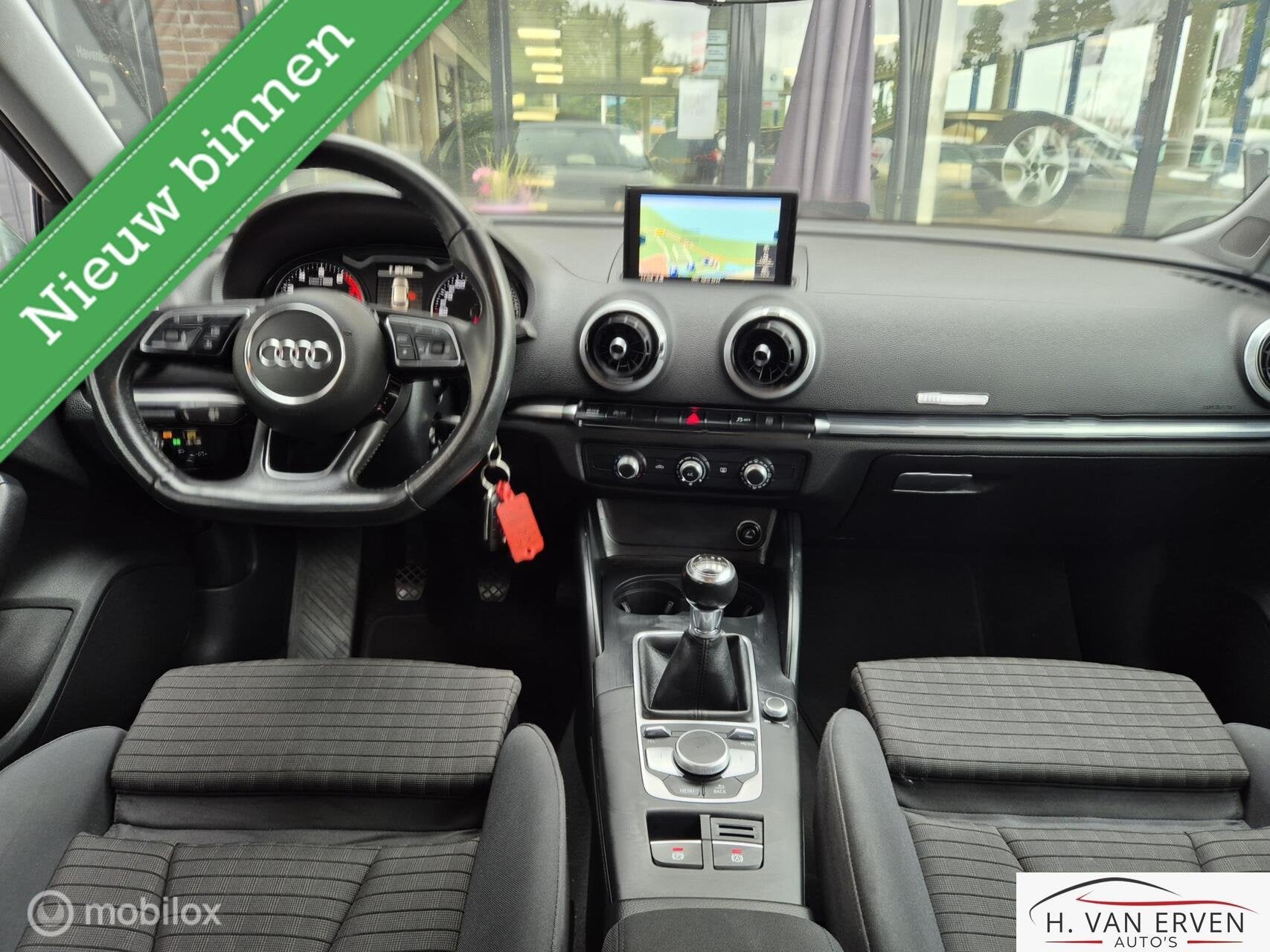 Audi A3 Sportback 1.0 Sport NAVI SPORTSTOELEN PDC NAP, Auto's, Voorwielaandrijving, Euro 6, Zwart, Bedrijf