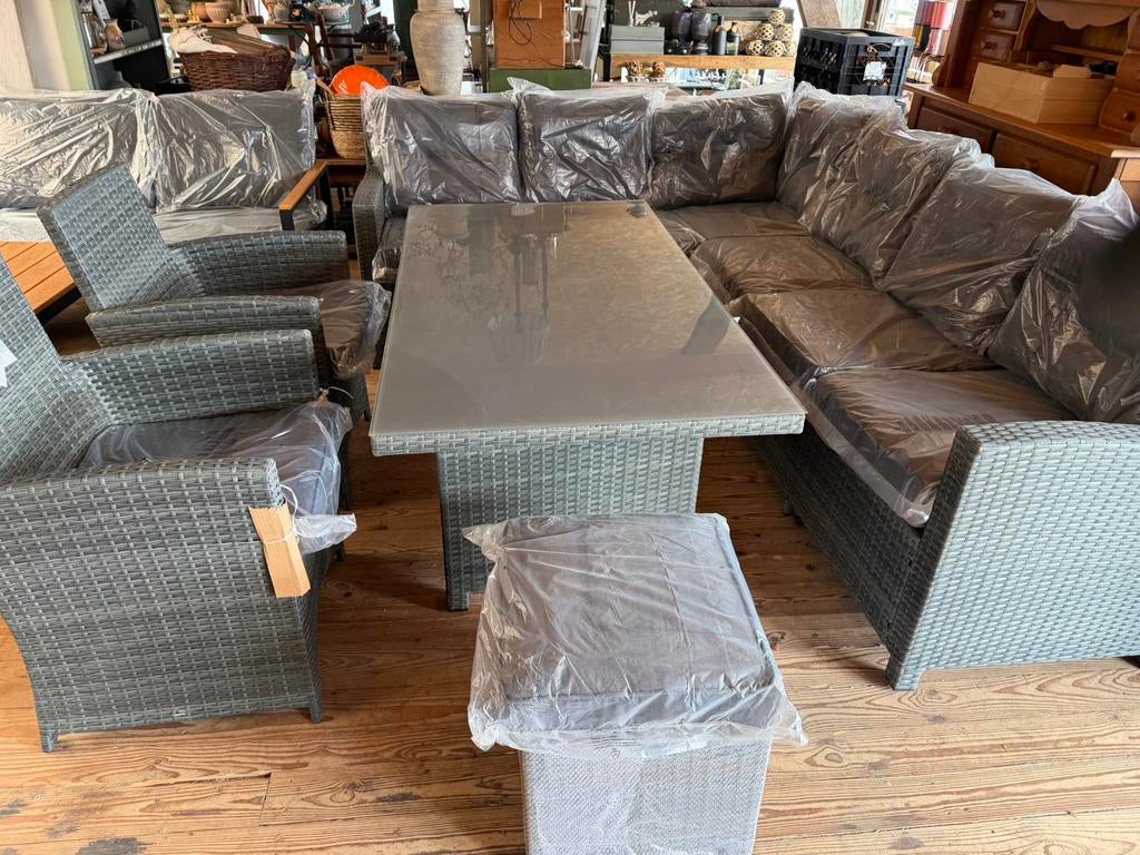 Mooie grote loungeset hoekbank met hoge tafel en 2 stoelen, Bank, Meer dan 8 zitplaatsen, Nieuw, Ophalen of Verzenden