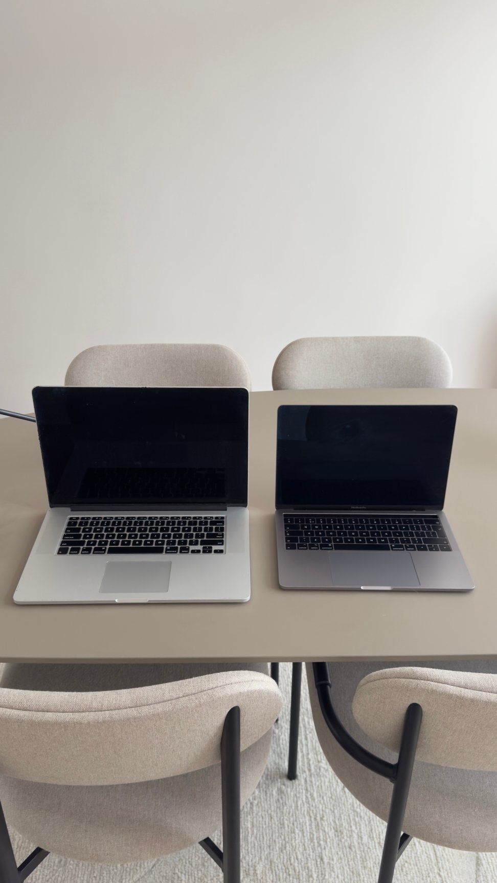 2x Defecte Apple MacBook Pro 13” (2019) & 15” Retina (2015), Computers en Software, Apple Macbooks, Niet werkend, MacBook Pro
