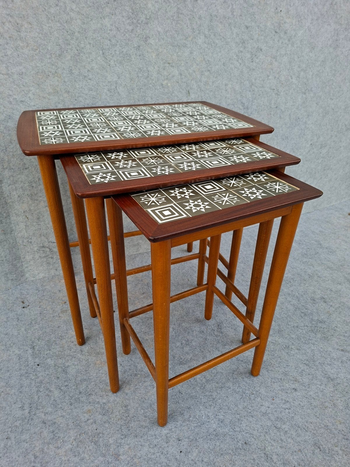 Nesting tables, Vintage, deens, nesting tables, Gebruikt, Overige houtsoorten, X