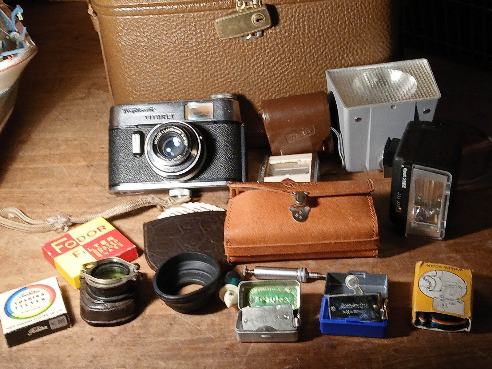 Vintage Voigtländer Vitoret camera met accessoires, Ophalen, Gebruikt, Compact, Overige Merken