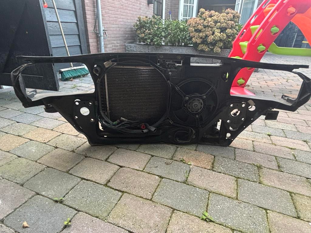 Gebruikte Bumper met Koelunit - Audi s4 b5, Ophalen, Gebruikt, Voor, Audi