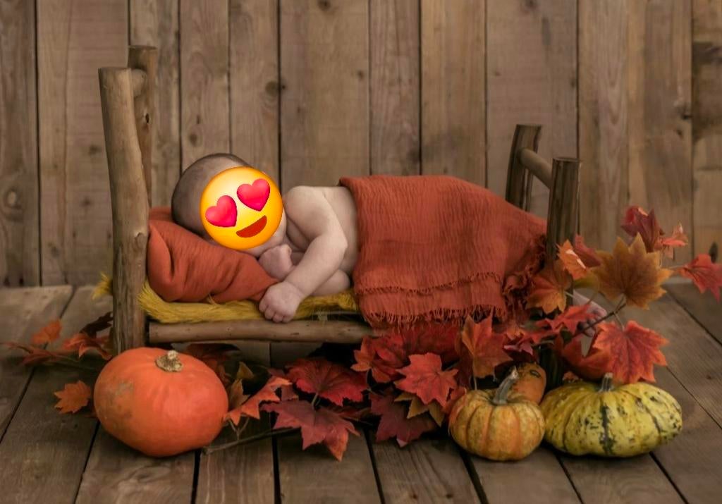 Newborn Photography. boomstam bedje. Foto props. Wooden bed, Ophalen of Verzenden, Overige typen