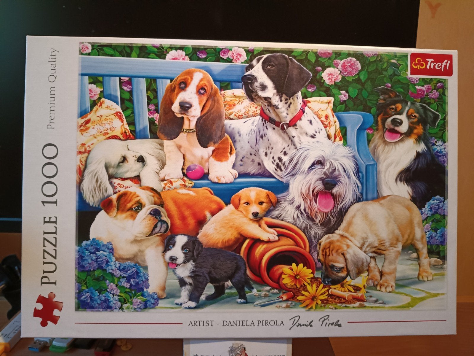 trefl puzzel dogs in the garden, Ophalen of Verzenden, 500 t/m 1500 stukjes, Zo goed als nieuw