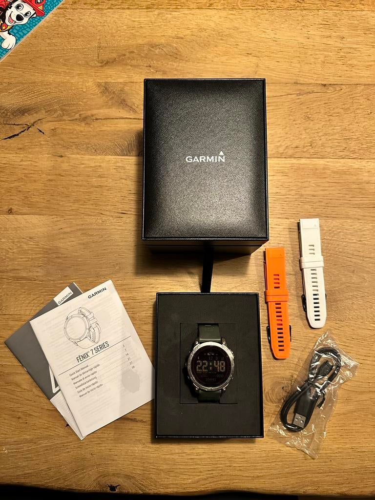 Garmin Fenix 7 Sapphire Solar - Krasvrij scherm, lange batte, Sieraden, Tassen en Uiterlijk, Sporthorloges, Gebruikt, Ophalen of Verzenden