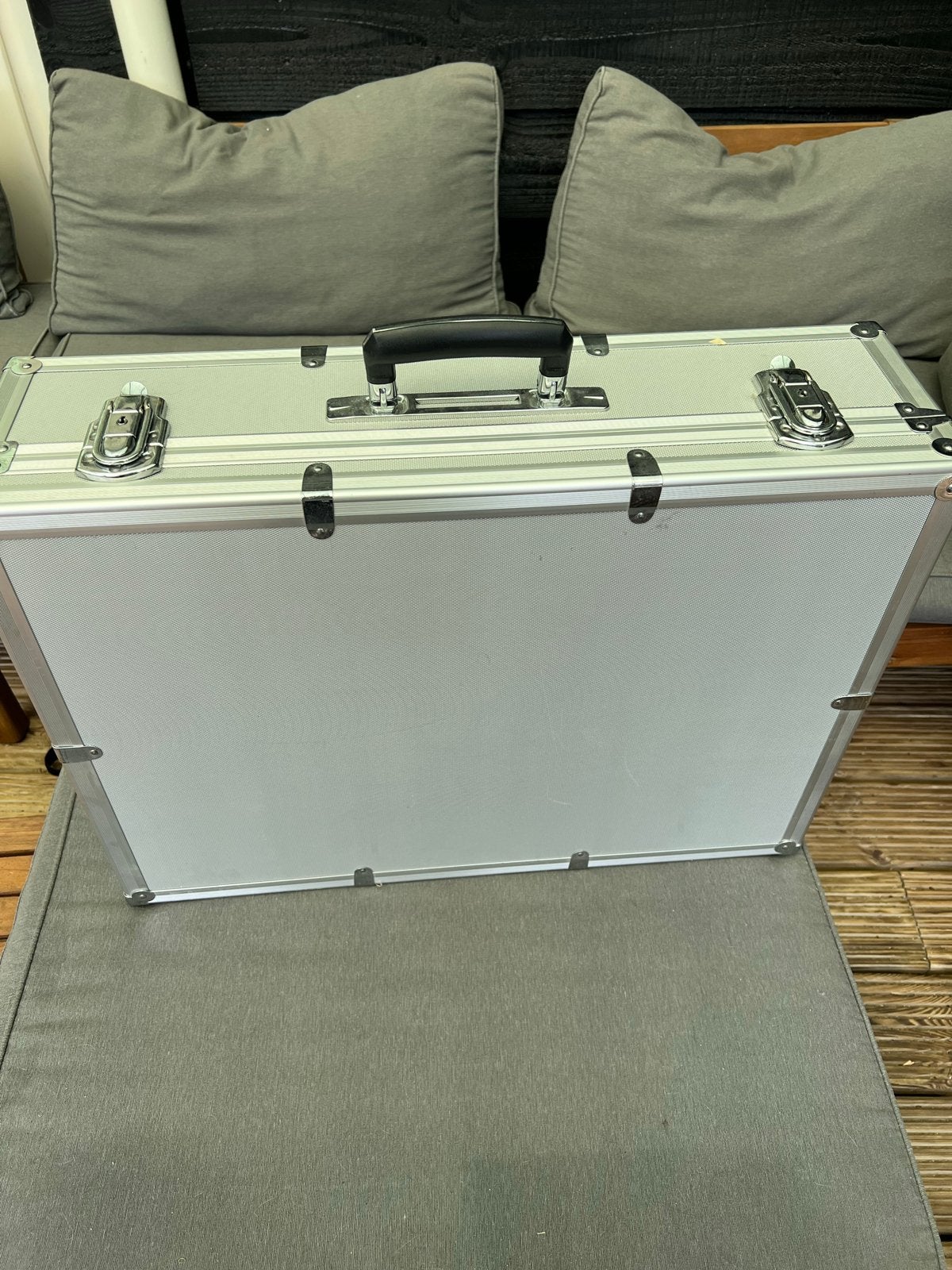 Aluminium koffer/ flightcase met schuimrubberen interieur, Gebruikt, 50 tot 60 cm, Slot, Ophalen of Verzenden