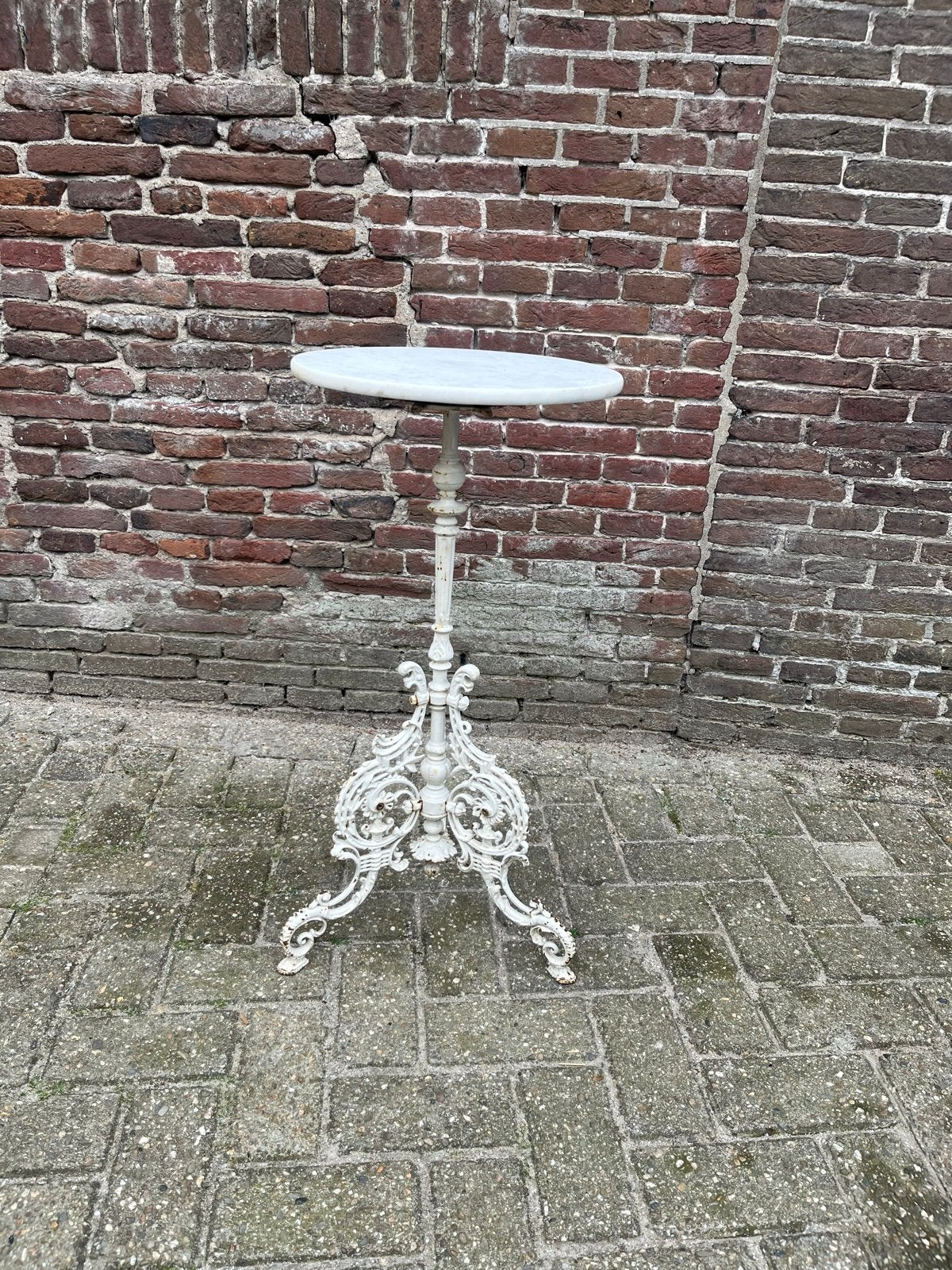 Antieke gietijzeren bistrotafel met marmeren blad, Ophalen