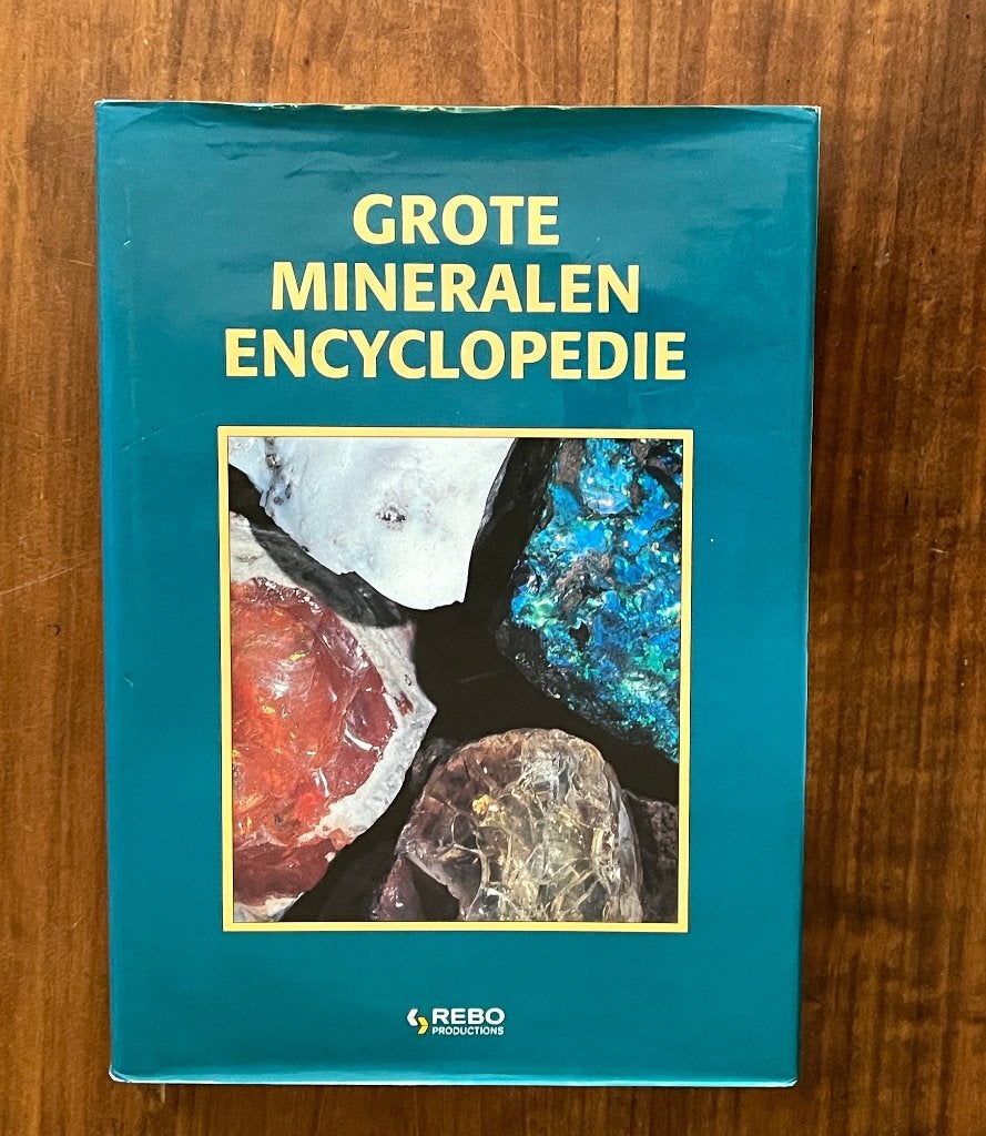 MIneralen encyclopedie, Boeken, Encyclopedieën, Ophalen of Verzenden, Zo goed als nieuw