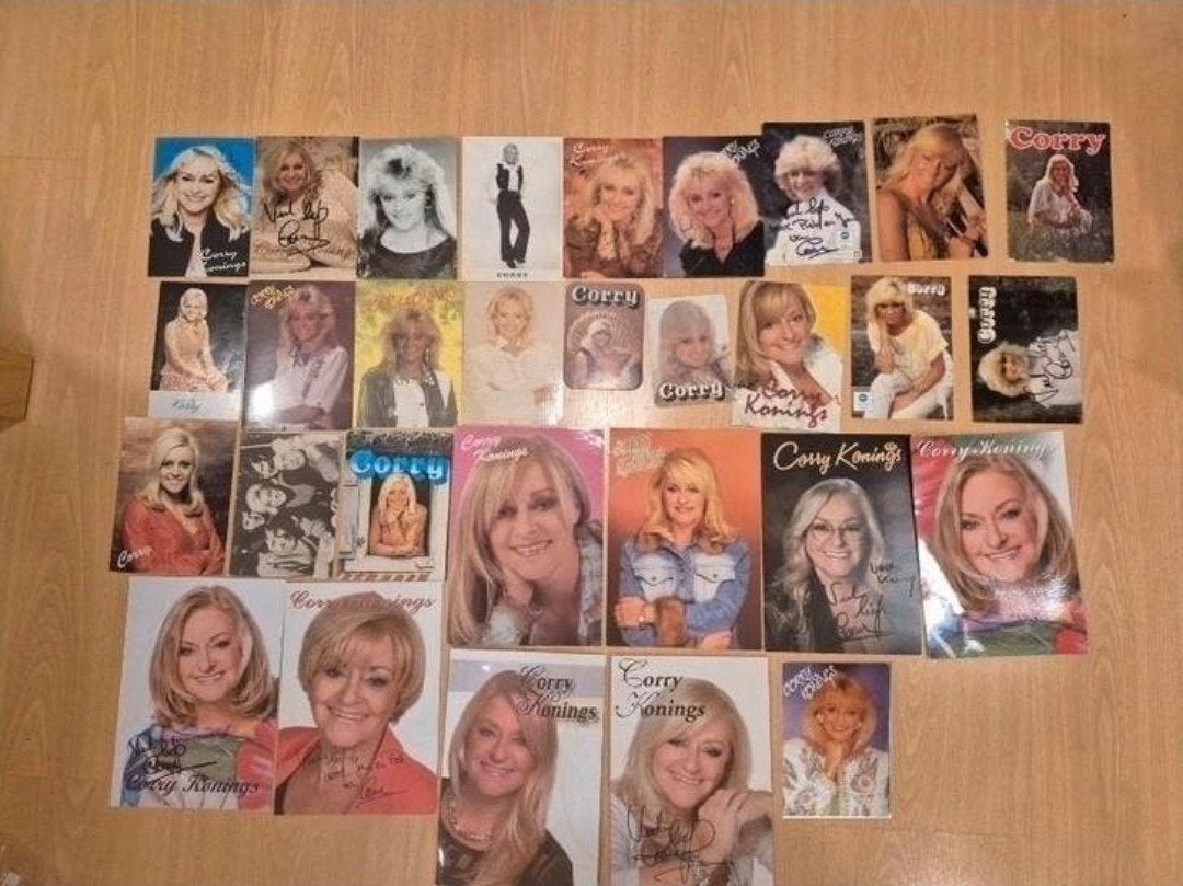 Gezocht: Fotokaarten Corry Konings, Ophalen of Verzenden, Foto of Kaart