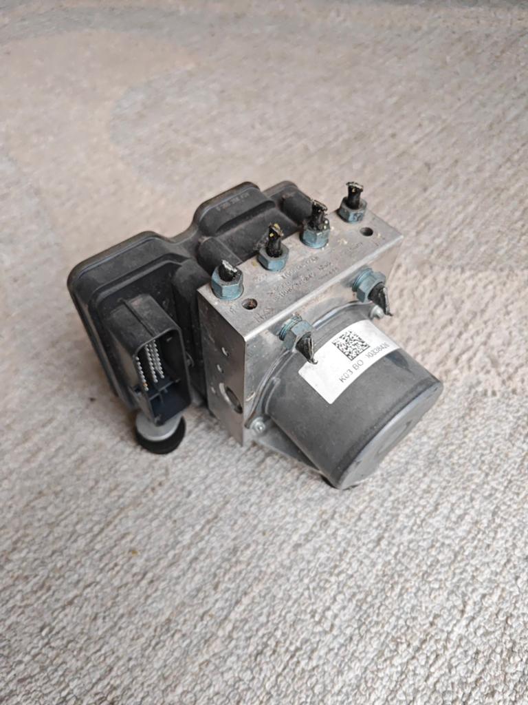 ABS Pomp Audi A3 8V Volkswagen Golf 7 5Q0614517BJ, Ophalen of Verzenden, Gebruikt, Audi