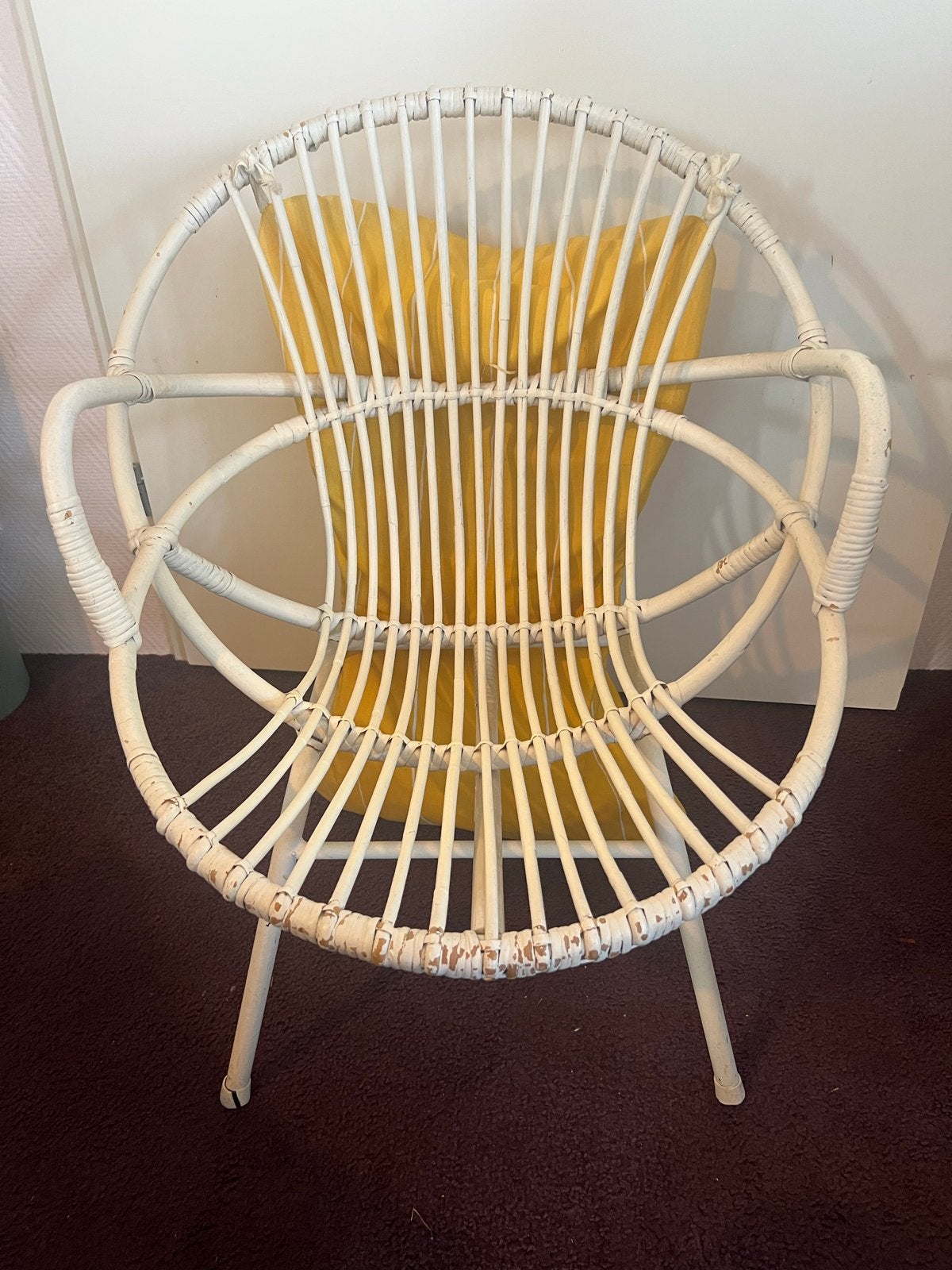 Vintage rotan stoel met geel kussen, Ophalen