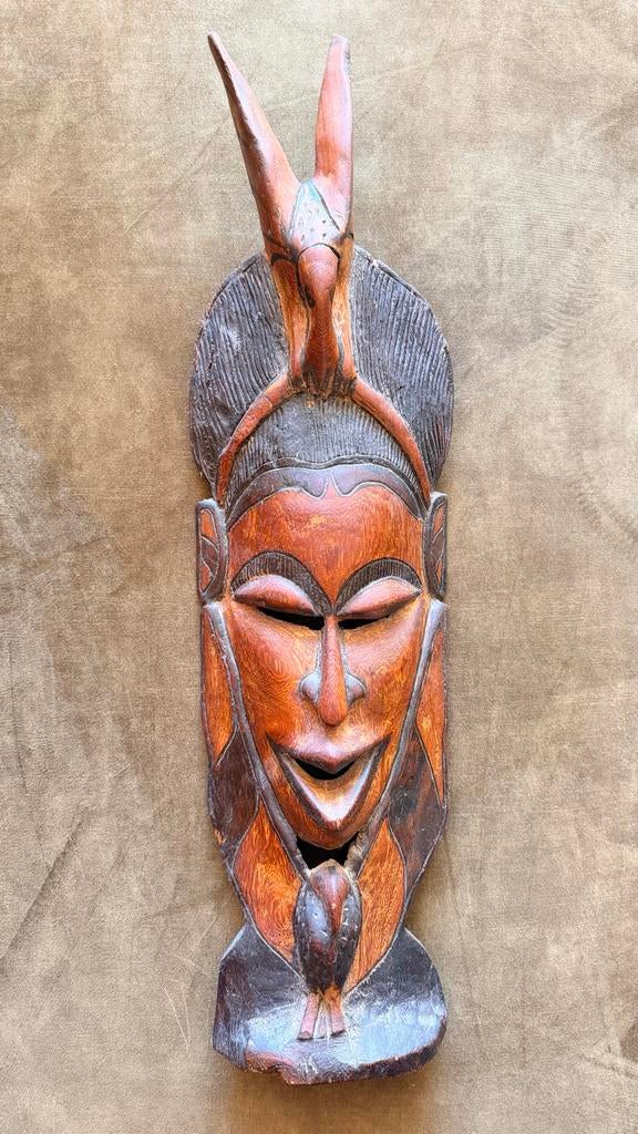 Handgesneden Afrikaans masker - Houtsnijwerk, Ophalen of Verzenden