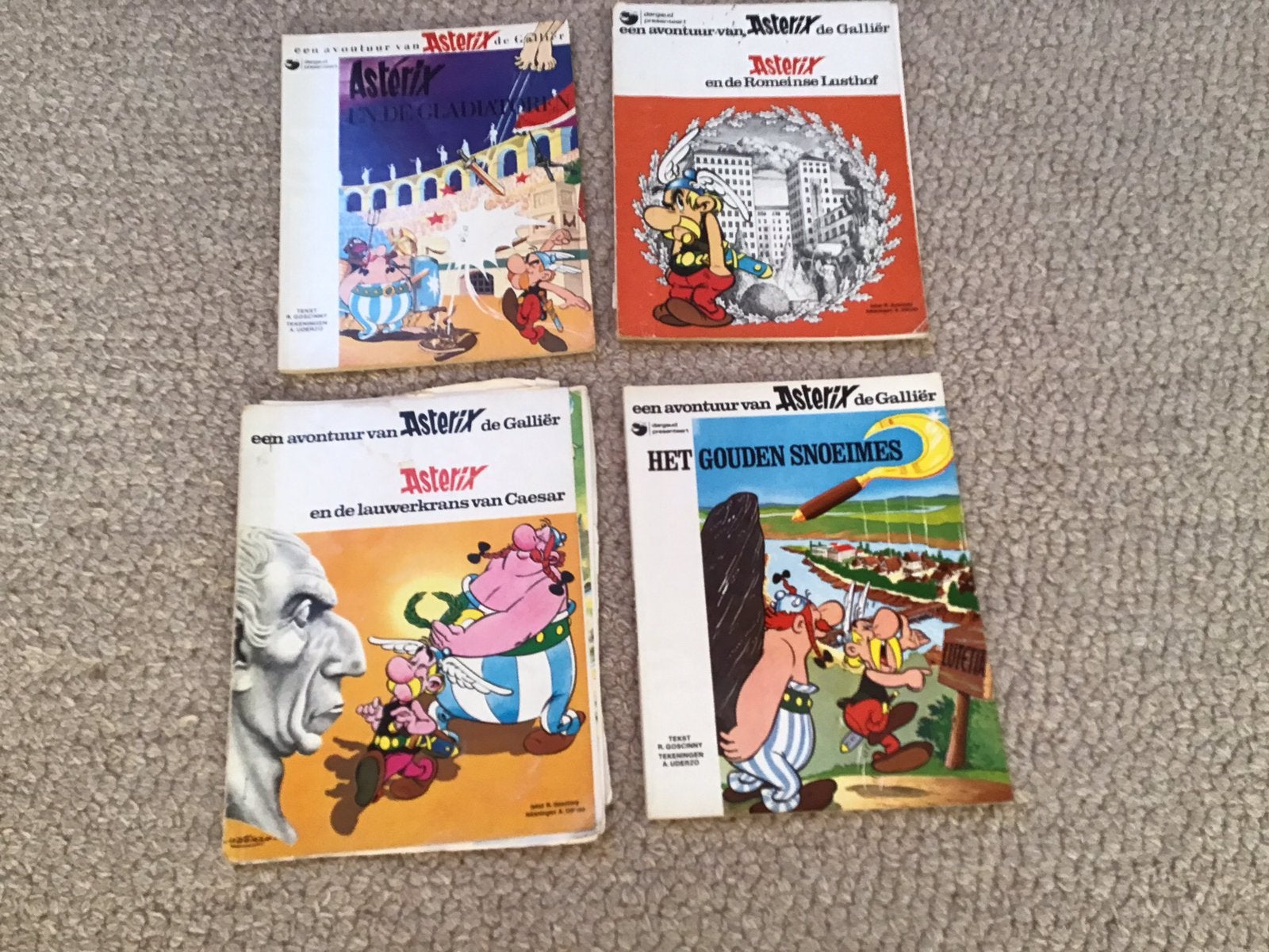 4 Stripboeken van Asterix de Galiër, Boeken, Meerdere stripboeken, Ophalen of Verzenden, Zo goed als nieuw