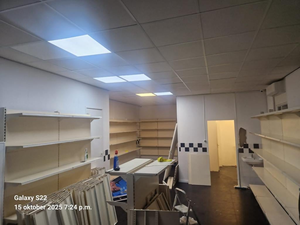 Winkelinterieur: Schappen, Kassa, Verlichting, Ophalen of Verzenden