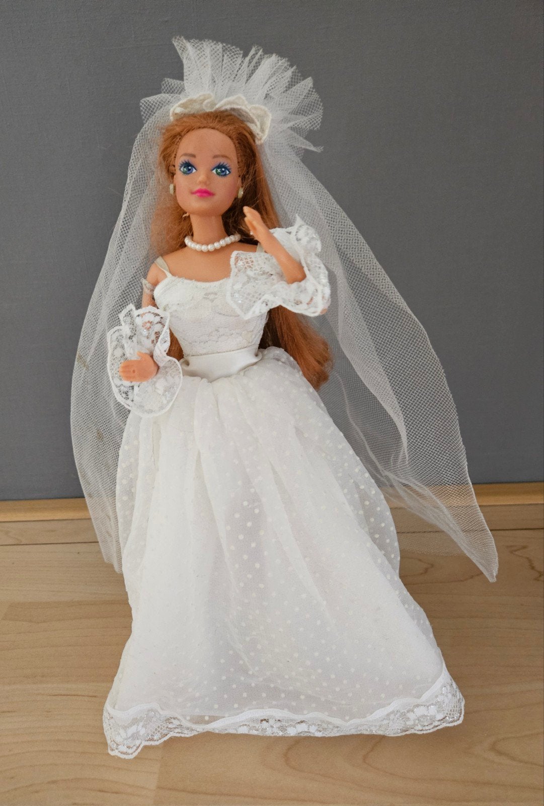 Vintage Barbie bruidspop (hoofd zit los), Ophalen of Verzenden, Gebruikt, Barbie