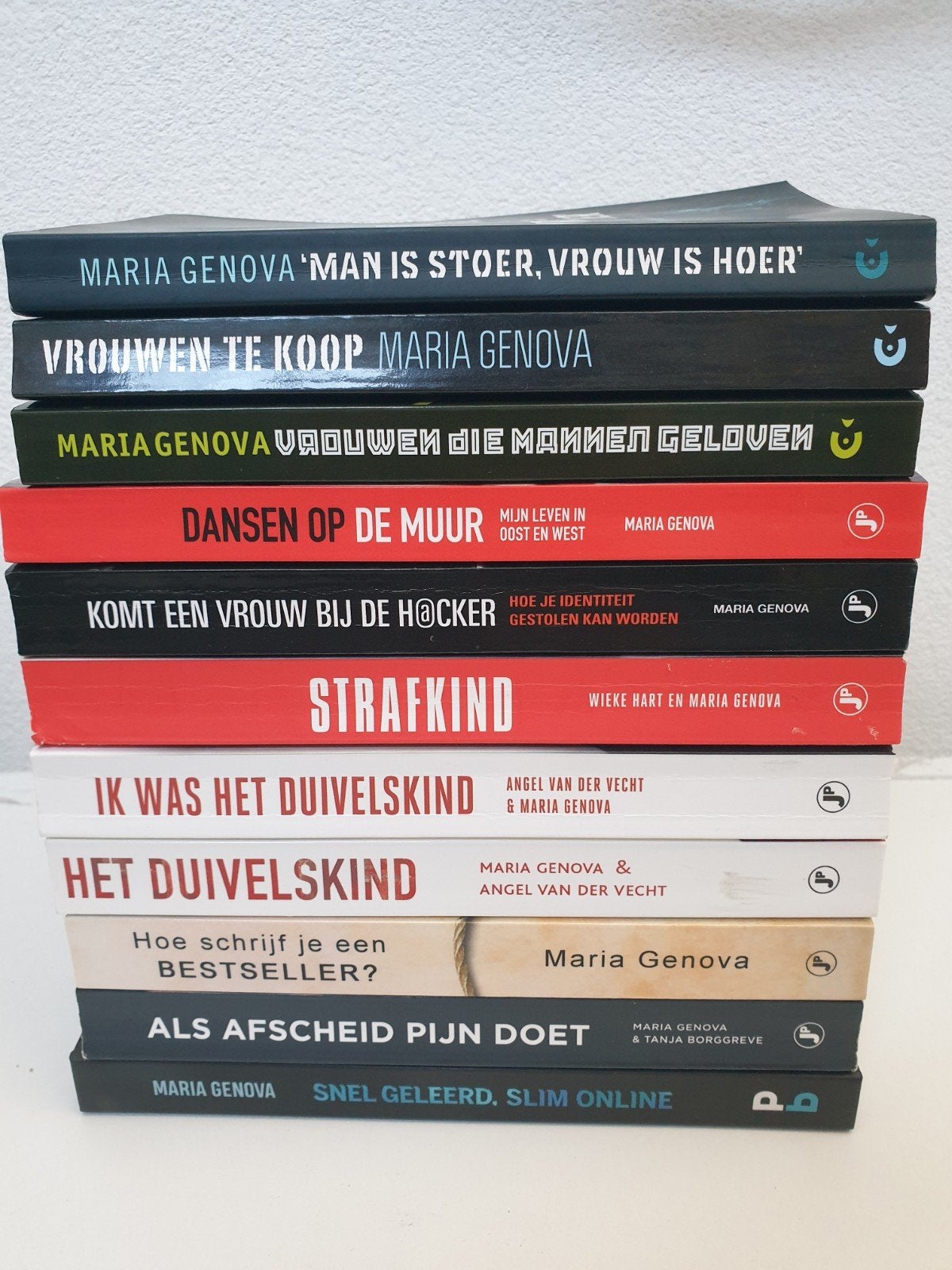 Maria Genova Boekenpakket - Diverse Titels, Ophalen of Verzenden, Gelezen, Maria Genova