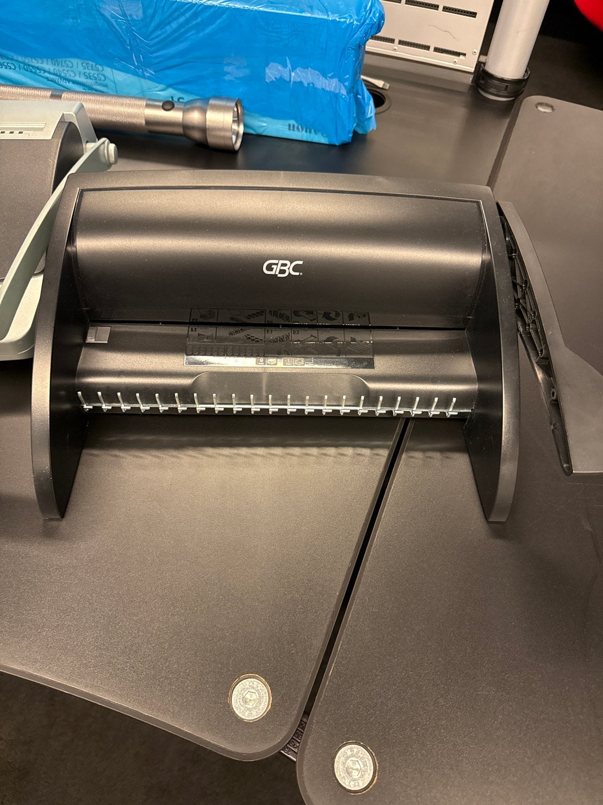 GBC WireBind W15 en GBC Docubind 220 bindmachines, Ophalen, Gebruikt