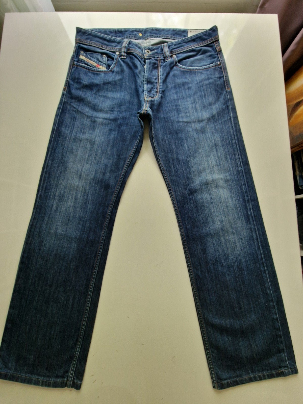 ZGAN CLASSIC DIESEL LARKEE REGULAR STRAIGHT JEANS SIZE 33/30, Kleding | Heren, Spijkerbroeken en Jeans, Blauw, Ophalen of Verzenden