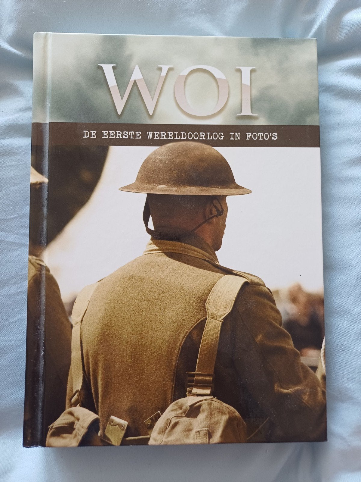 WOI de eerste wereldoorlog in foto's boek, Ophalen, Zo goed als nieuw, Europa