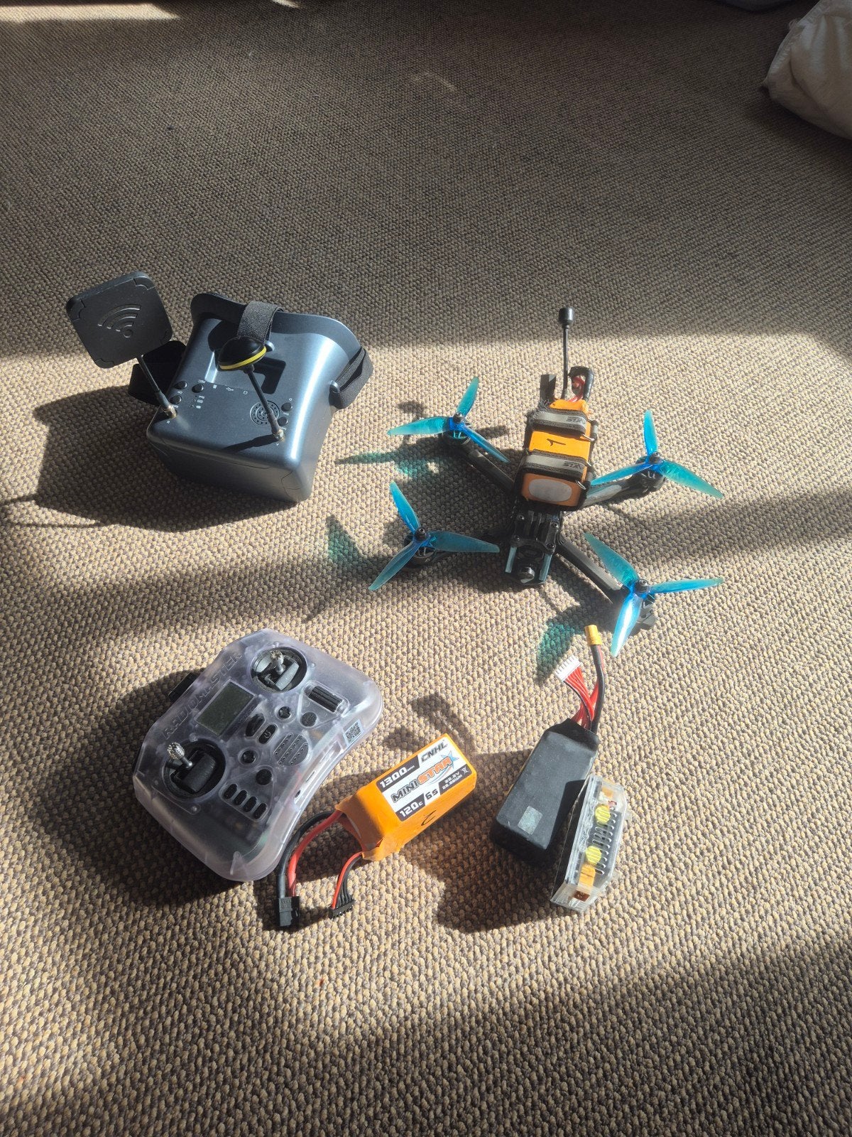 Manta 5 SE Race Drone met Controller, Headset en 3 Accu's, Ophalen of Verzenden