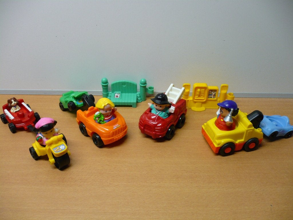 Little people: Diverse auto's met popjes en koningspaar, Ophalen of Verzenden, Gebruikt, Speelset