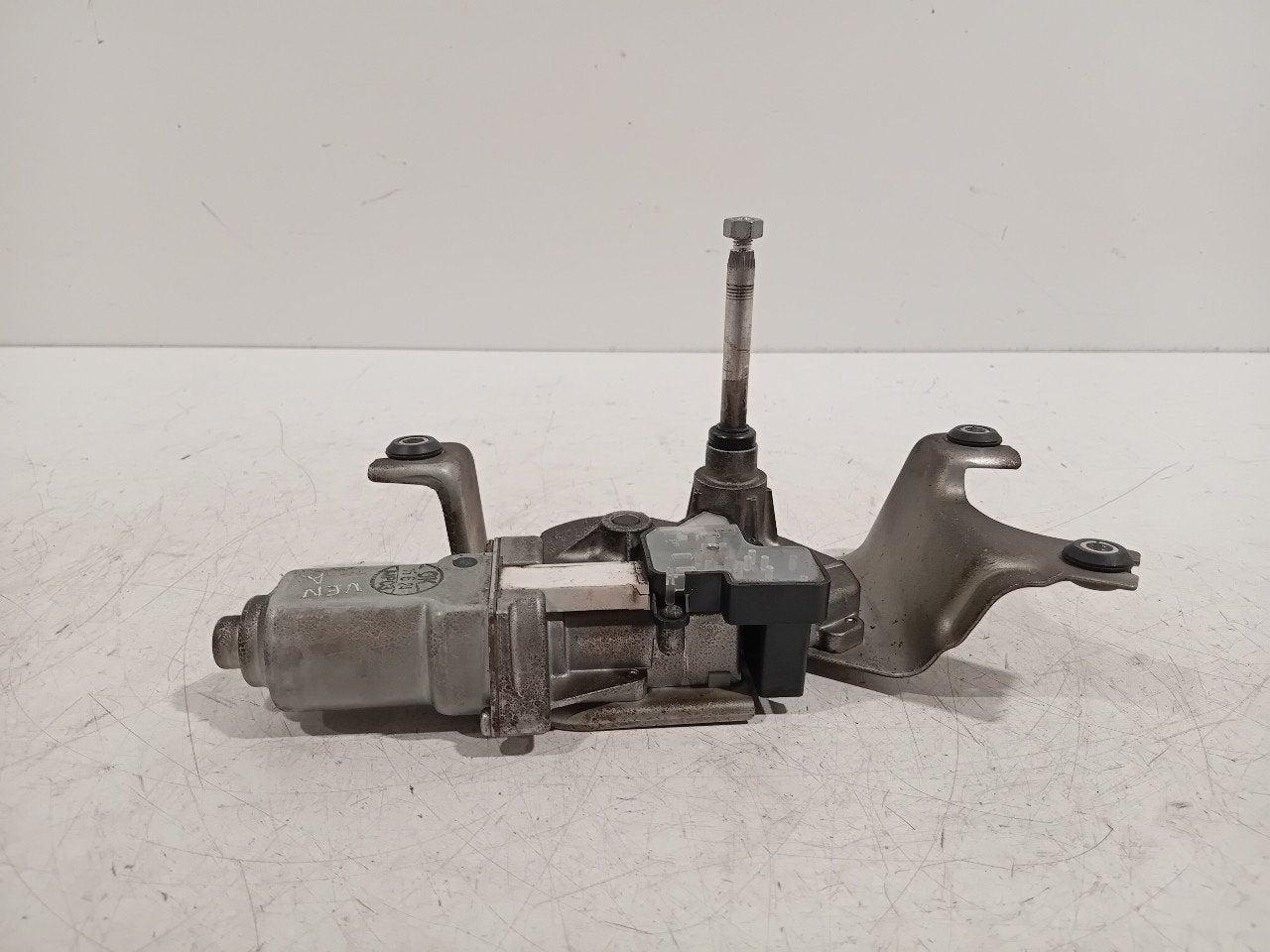 Ruitenwissermotor achter BMW X5, Onderdelen@venauto.nl, Van der Ven Autorecycling B.V., Gebruikt, Ettenseweg 76, 4706 PB Roosendaal, The Netherlands