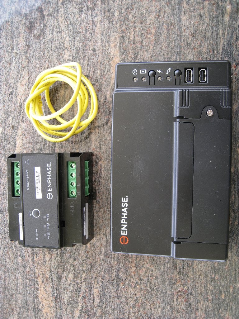 Enphase IQ Gateway Metered ENV-S-EM-230 en Q relay-3P-INT, Ophalen of Verzenden, Zo goed als nieuw, Overige typen