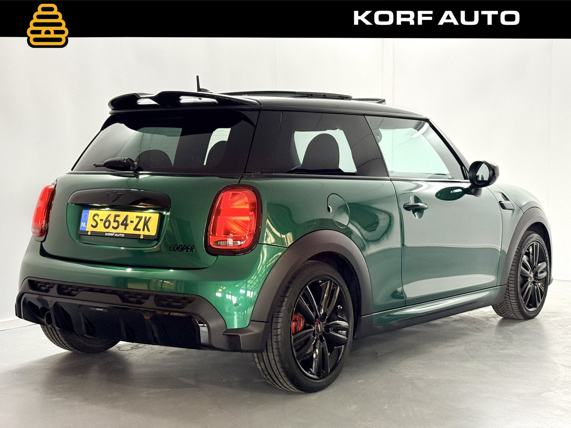 MINI Mini 1.5 Cooper Rockingham GT | JCW pakket | Pano | Sch, Dealer onderhouden, 136 pk, Gebruikt, Met garantie (alle)