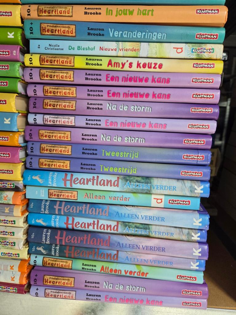 Heartland + Bleshof + Volbloed - Verzameling paardenboeken, Boeken, Ophalen of Verzenden, Zo goed als nieuw