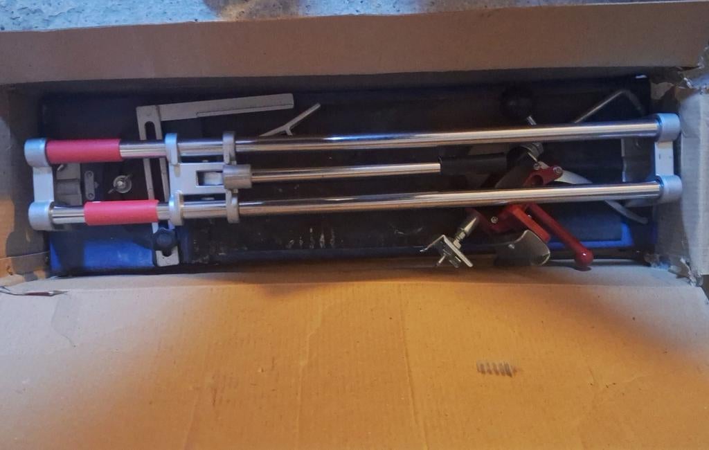 Tegelsnijder 400mm met gatenboor, Doe-het-zelf en Verbouw, Tegels, 40 tot 60 cm, Keramiek, Ophalen of Verzenden, Zo goed als nieuw
