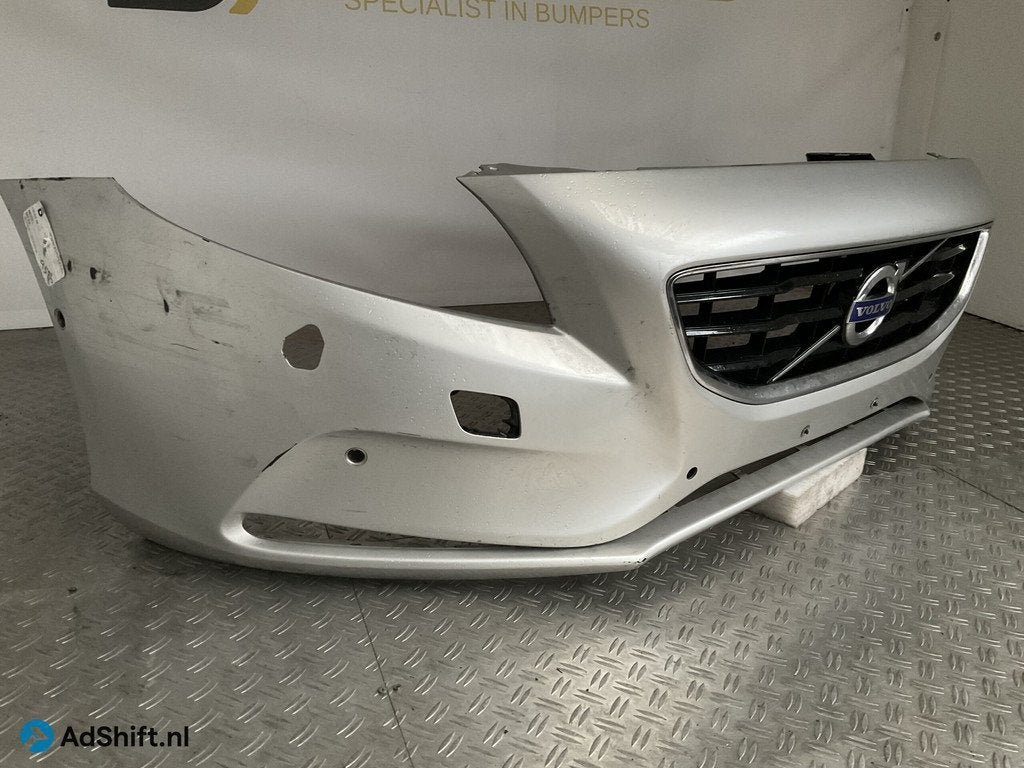 Bumper Volvo V40 Normaal 12- kls pdc 31283732 Grill Voorbump, Bumper
