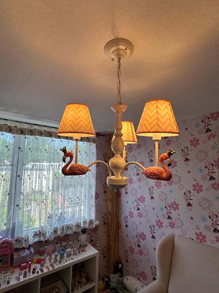 Leuke kinderlamp met flamingo's en gestreepte kappen, Ophalen, Gebruikt, Kunststof