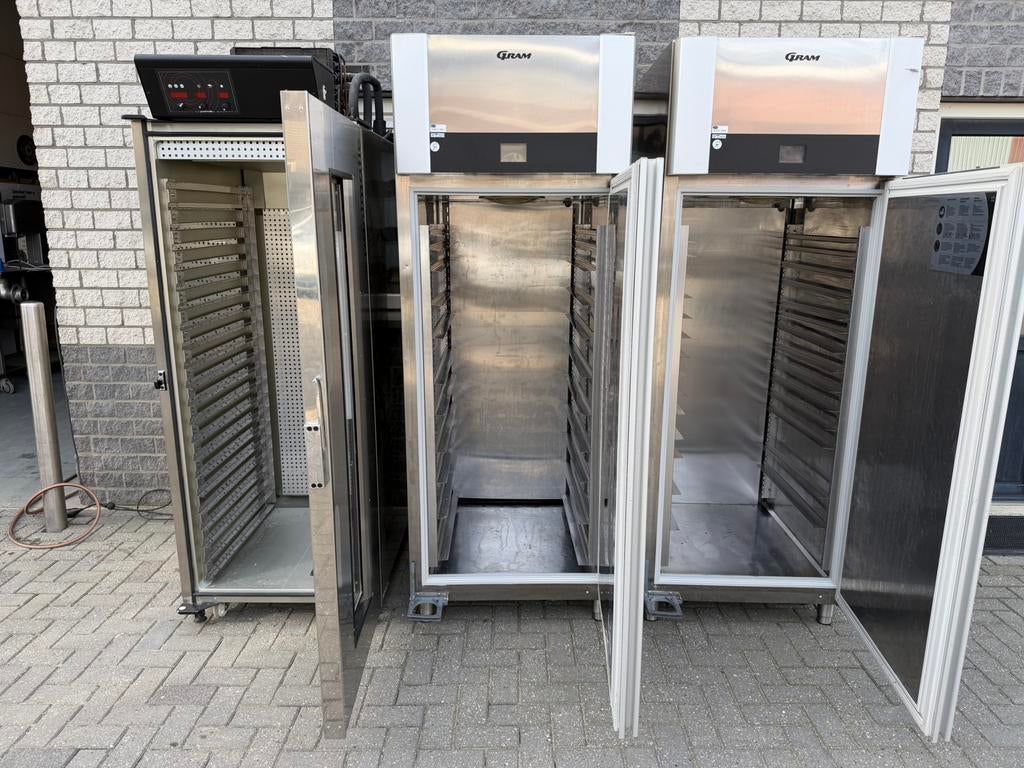 Vrieskast koelkast remrijskast ijsvitrine schepijsvitrine, Zakelijke goederen, Horeca | Keukenapparatuur, Ophalen of Verzenden