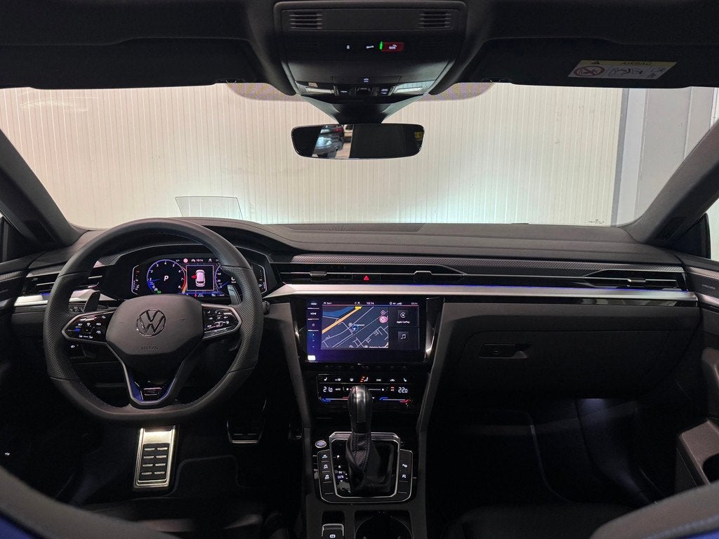 Volkswagen Arteon Shooting Brake 2.0 TSI R Business | PANO |, Auto's, Volkswagen, Gebruikt, Euro 6, 4 cilinders, 1984 cc