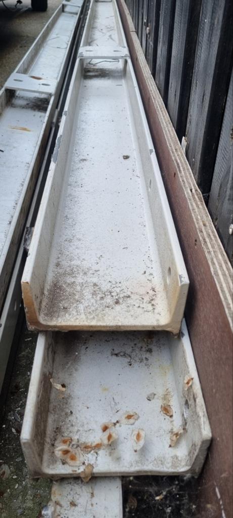 Stalen UNP balken 7 meter lang10 STUKS 200,= PER STUK 16x6,5, Ophalen of Verzenden