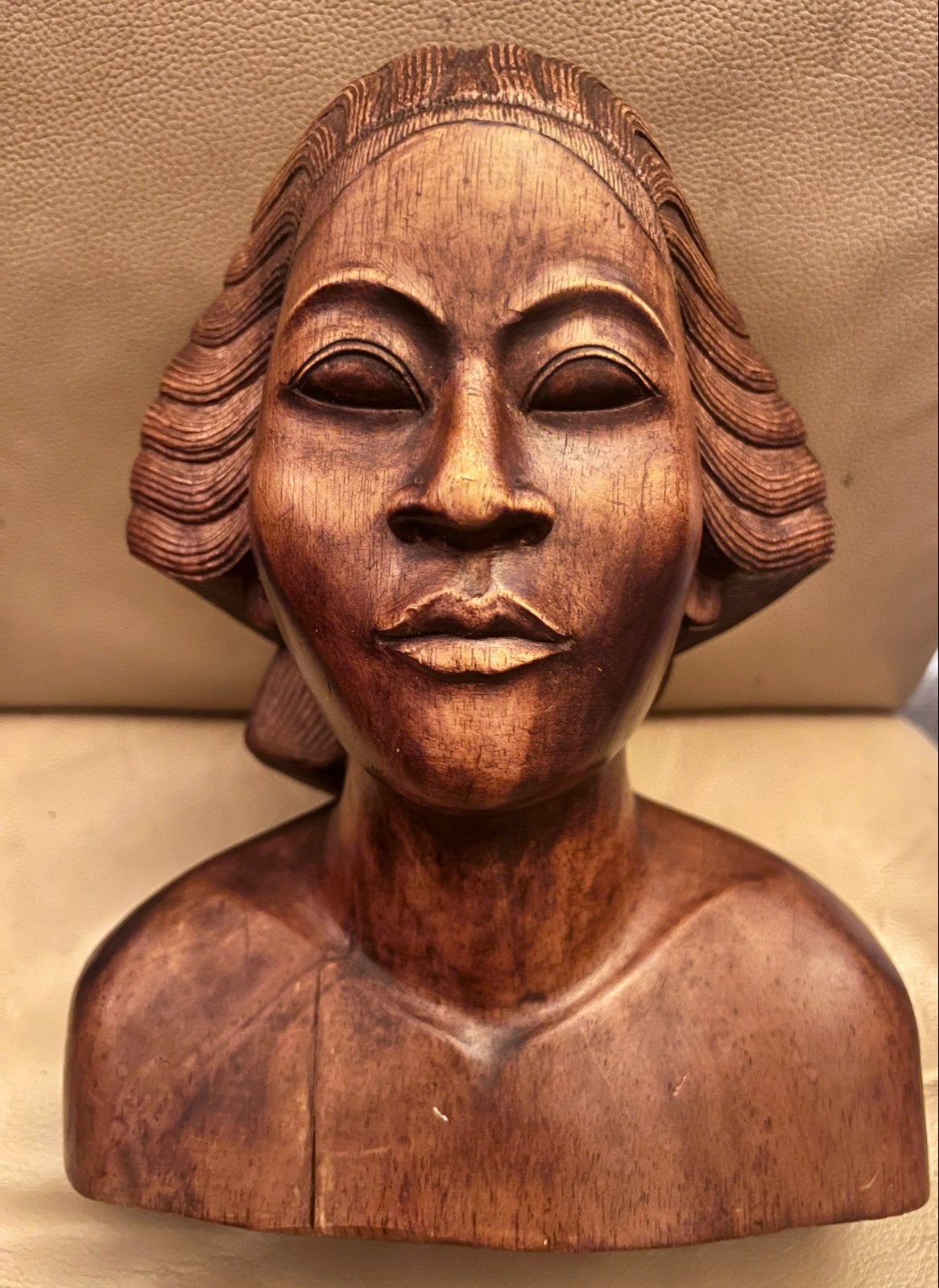 Balinese Art Deco Buste - Uniek erfstuk van 22 cm hoog, Antiek en Kunst, Art deco, Buste, Ophalen of Verzenden, Handgemaakt