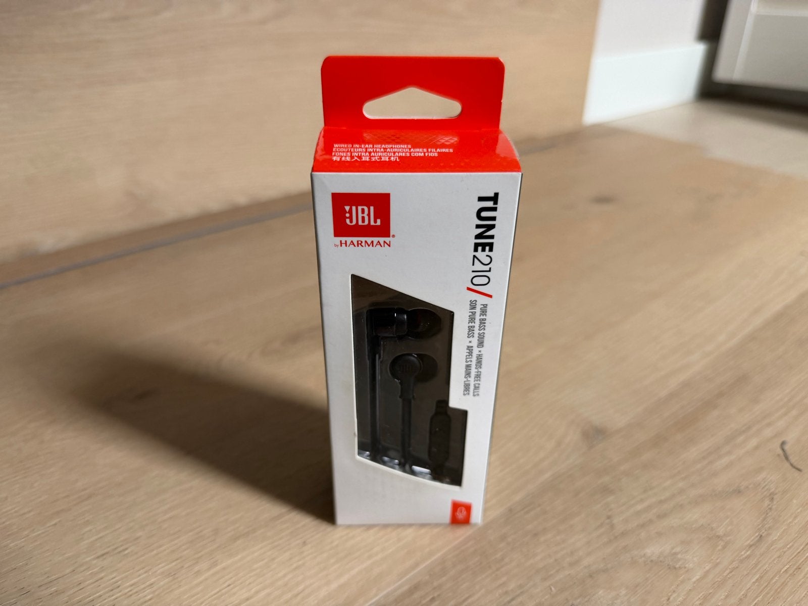 JBL Tune 210 In-ear Koptelefoon Zwart - Nieuw in doos, In-ear, JBL, Nieuw, Ophalen of Verzenden