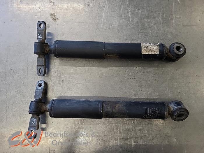 Schokdemper set van een Peugeot Partner, Gebruikt, -, -, Ophalen of Verzenden