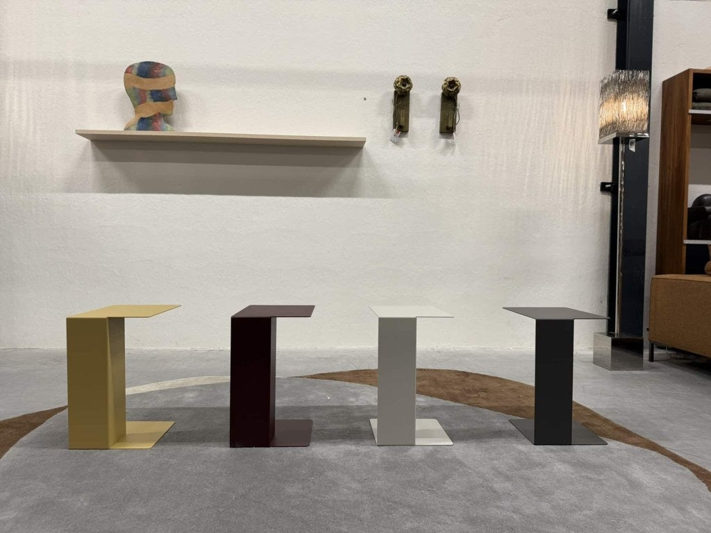 Nieuw Gelderland Ori bijzettafel wit design tafel, 45 tot 60 cm, Minder dan 55 cm, Metaal of Aluminium, Nieuw