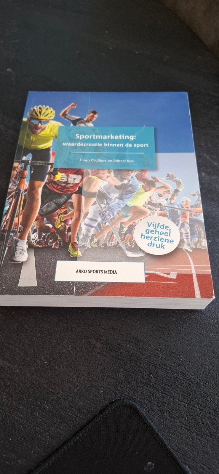 Sportmarketing, waardecreatie binnen de sport, Ophalen of Verzenden, Alpha, Zo goed als nieuw, HBO