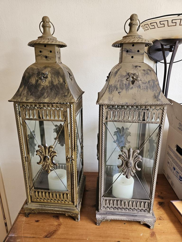 Te koop; 2 grote lantaarns, Ophalen, Zo goed als nieuw, Overige materialen, Minder dan 25 cm