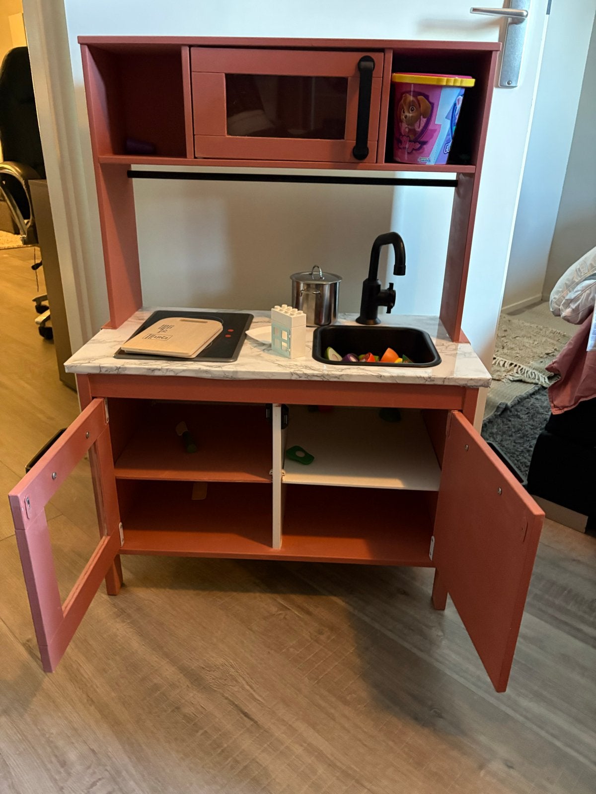 Leuke speelkeuken met accessoires, Ophalen, Gebruikt, Hout, Speelkeuken