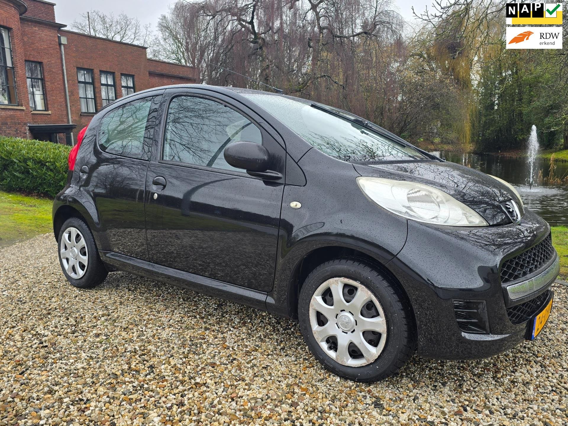 Peugeot 107 1.0-12V XR 5-deurs AIRCO *apk:03-2027*, Auto's, Peugeot, Voorwielaandrijving, Gebruikt, 4 stoelen, Origineel Nederlands