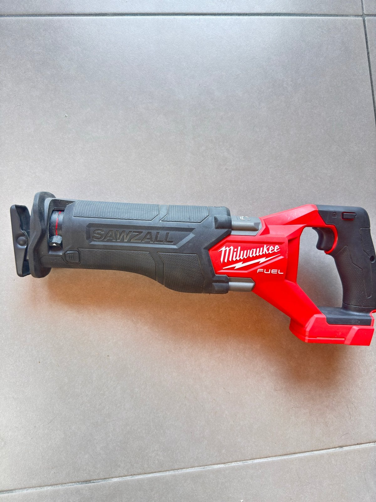 Milwaukee M18 FSZ FUEL SAWZALL Reciprozaag - Nieuwstaat, Ophalen of Verzenden, Zo goed als nieuw, Reciprozaag